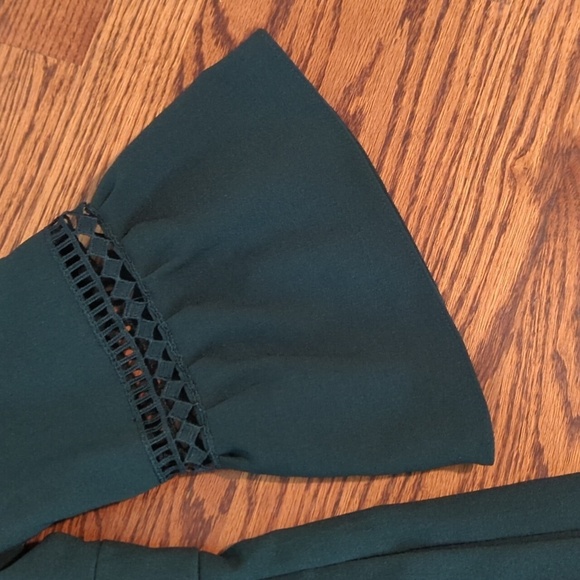 Eliza J Green A-Line Dress with Bell Sleeves Crochet Inlay Fit And Flare Sz 14 - Picture 5 of 8